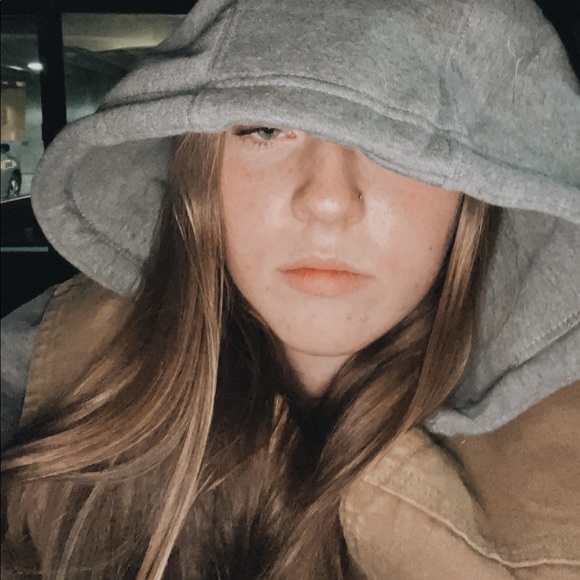 kaylee_sells